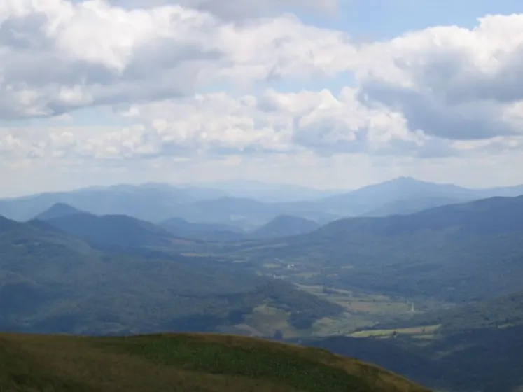 Bieszczady 2007 – Ustrzyki G. – Połonina Caryńska – Połonina Wetlińska – 30 07 2007, zdjęcie 53